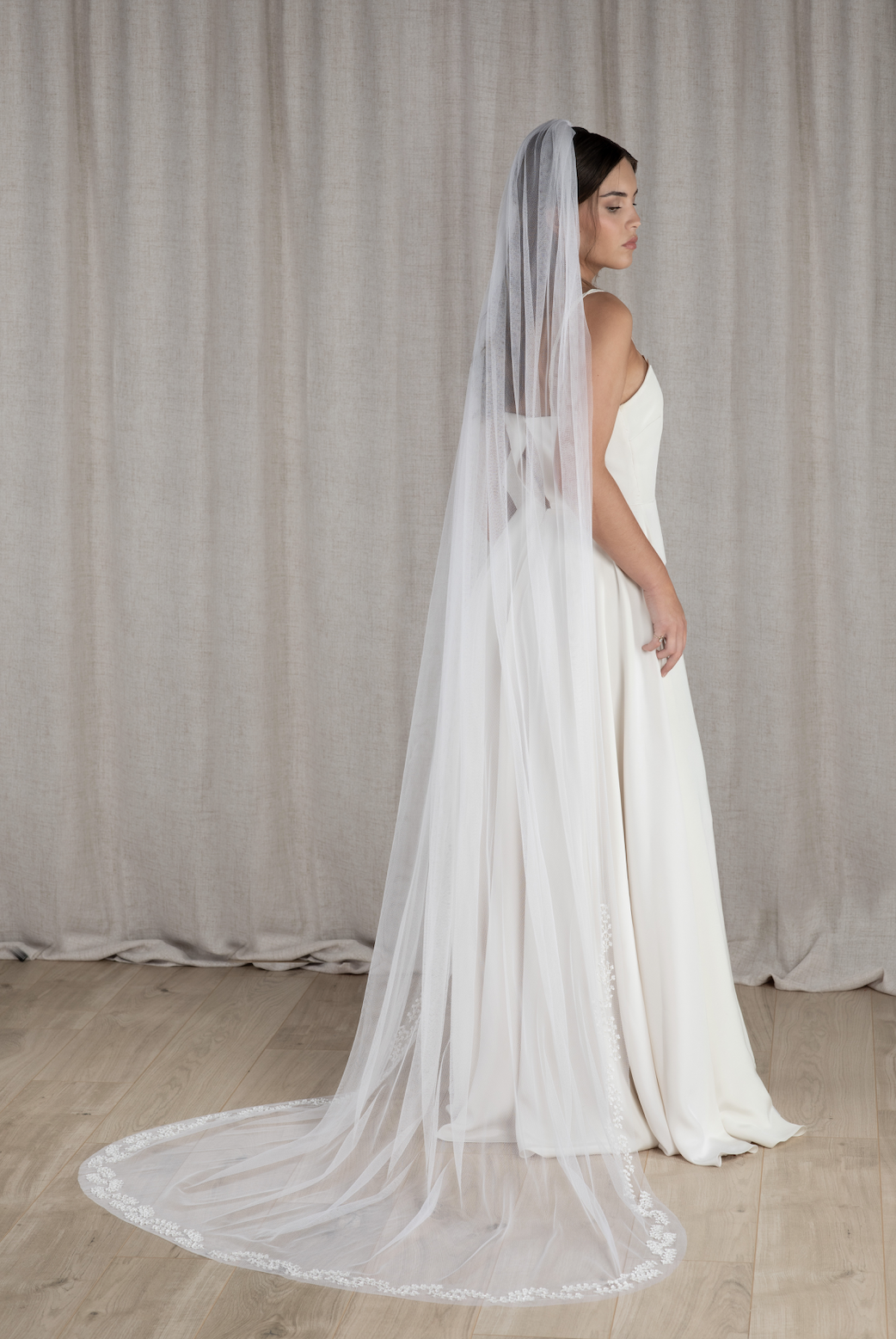 Cleo Veil